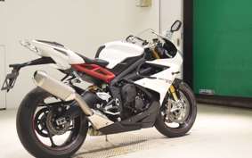 TRIUMPH DAYTONA 675 R 2015