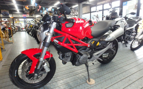 DUCATI  DUCATI  MONSTAR M696 2009 ZDMM500AA8B