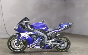 YAMAHA YZF-R1 2004 RN12