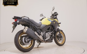 SUZUKI DL650 ( V-Strom 650 ) XTA 2025 C733M