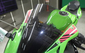 KAWASAKI ZX-25R ZX250E