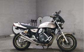 SUZUKI INAZUMA 400 GK7BA