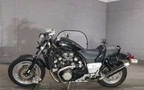 YAMAHA VMAX 3UF