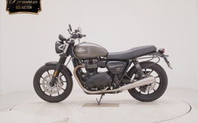 TRIUMPH STREET TWIN 2022