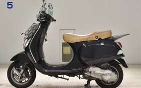VESPA LX125