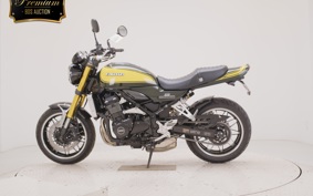 KAWASAKI Z900RS 2024 ZR900K