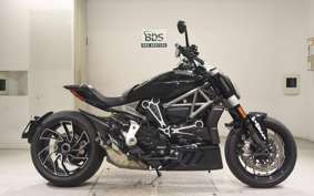 DUCATI DIAVEL X S 2016
