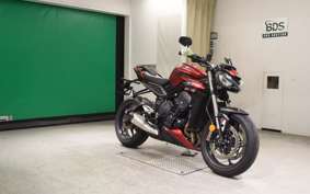 TRIUMPH STREET TRIPLE RS 2023