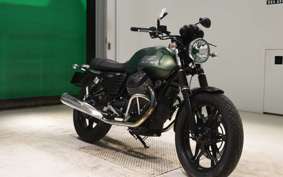 MOTO GUZZI V7 STONE 2014
