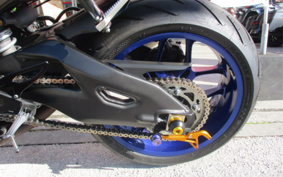 YAMAHA YZF-R1 2015 RN39