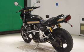 KAWASAKI ZEPHYR 1100 2004 ZRT10A