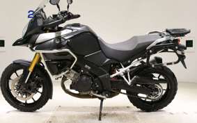 SUZUKI DL1000 ( V-Strom 1000 ) A 2015 VU51A