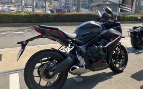 HONDA CBR650R E-Clutch 2025 RH17