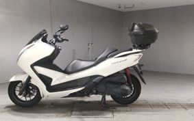 HONDA FORZA MF12