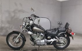 YAMAHA VIRAGO 250 3DM