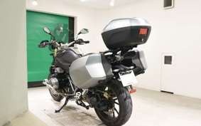 BMW R1200R 2015