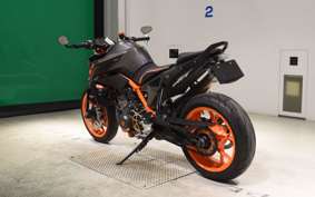KTM 890 DUKE R 2020