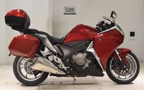 HONDA VFR1200F DCT 2010 SC63