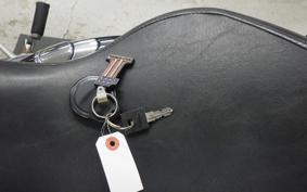 HARLEY XL883LI 2011