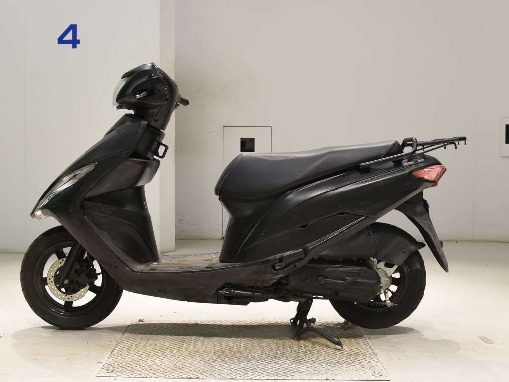 Фото Suzuki ADDRESS V125 2023 с японского аукциона