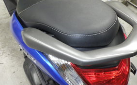 YAMAHA N-MAX 1998 SED6J