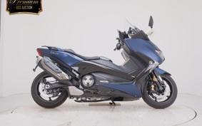 YAMAHA T-MAX 530 DX 2018 SJ15J