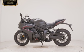 HONDA CBR650R E-Clutch 2026 RH17