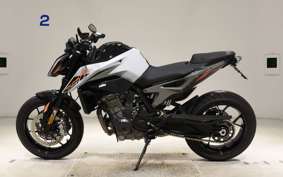 KTM 790 DUKE 2025