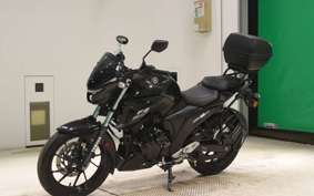 YAMAHA FZ25