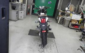 HONDA VTR 250 Gen. 2 MC33