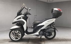 YAMAHA TRICITY 125 SE82J