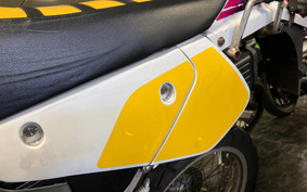 SUZUKI DR250 R SJ45A