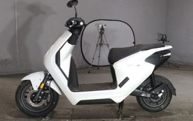 HONDA EM1 e: EF16