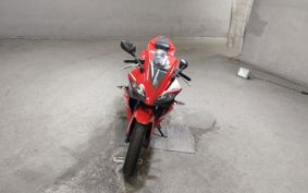 YAMAHA YZF-R125 RE06