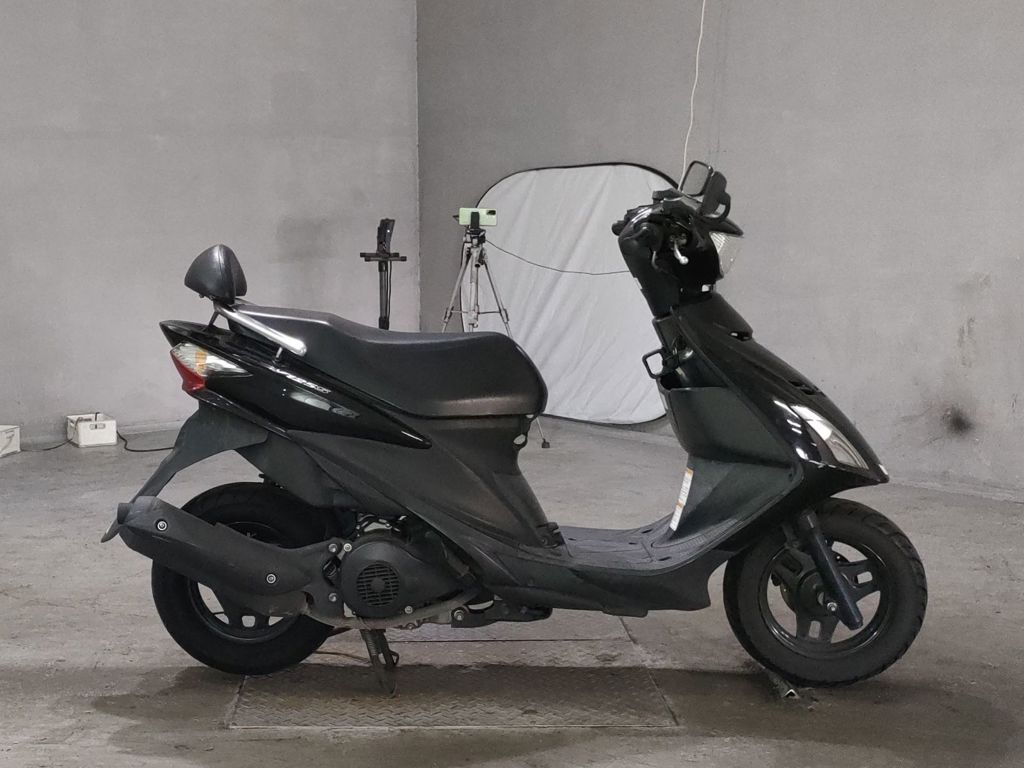 Фото Suzuki ADDRESS V125 с японского аукциона