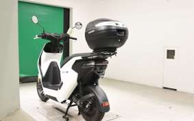 HONDA EM1 e: EF16