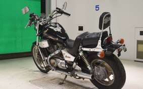 HONDA SHADOW 750 1986 RC25