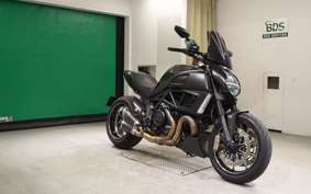 DUCATI DIAVEL Carbon 2011