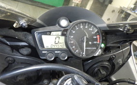 YAMAHA YZF-R1 2003