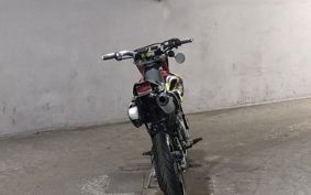 KAWASAKI D-TRACKER LX250E