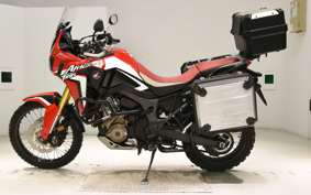 HONDA CRF1000L AFRICA TWIN 2017 SD04