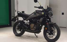 HUSQVARNA SVARTPILEN 401 2024