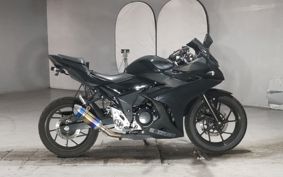 SUZUKI GSX250 R DN11A