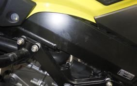 SUZUKI Vｽﾄﾛｰﾑ650XTA 2018 C733A