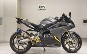 HONDA CBR250RR