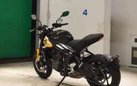 TRIUMPH TRIDENT 660 2026