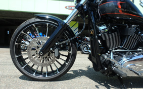 HARLEY FXBR 2023 YEZ