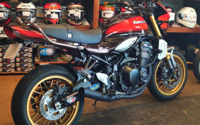 KAWASAKI Z900RS 2022 ZR900C