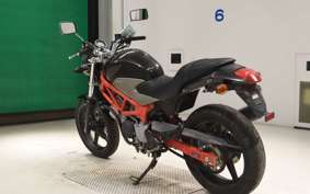 HONDA VTR 250 2008 MC33