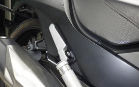 HONDA NM4 VULTUS -01 2019 RC82